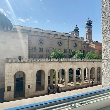 Luxe Skyline Serenity Retreat By Dohany Synagogue * Budapeste