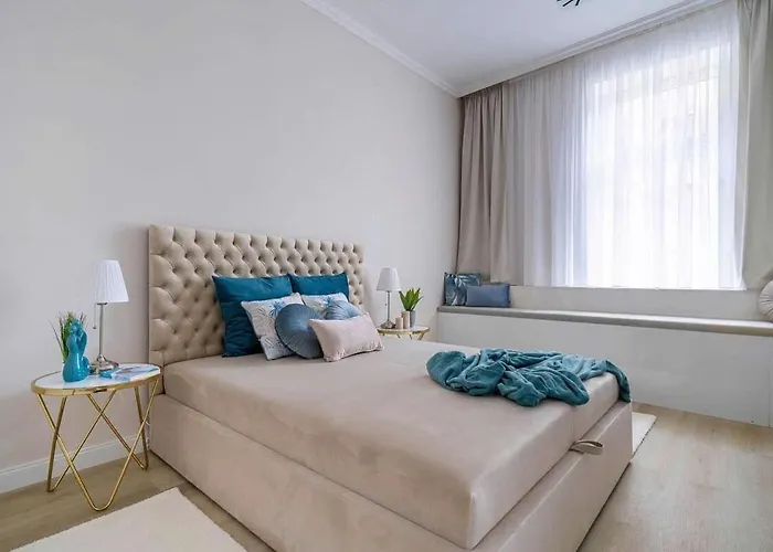 Apartament Luxe Skyline Serenity Retreat By Dohany Synagogue Budapesta