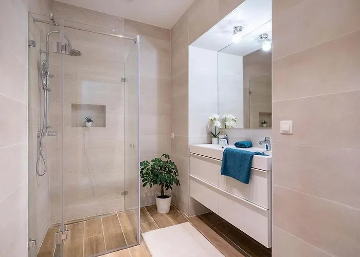 Lägenhet Luxe Skyline Serenity Retreat By Dohany Synagogue Budapest