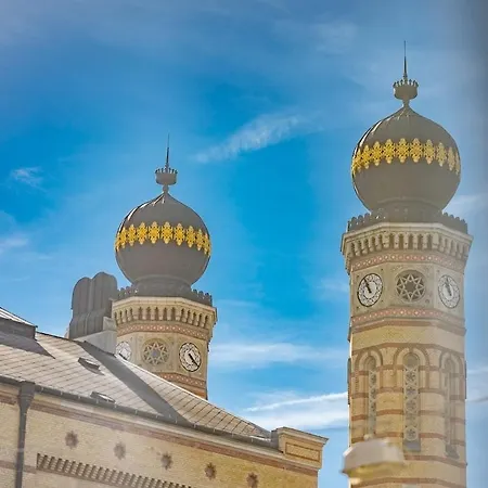 아파트 Luxe Skyline Serenity Retreat By Dohany Synagogue 부다페스트